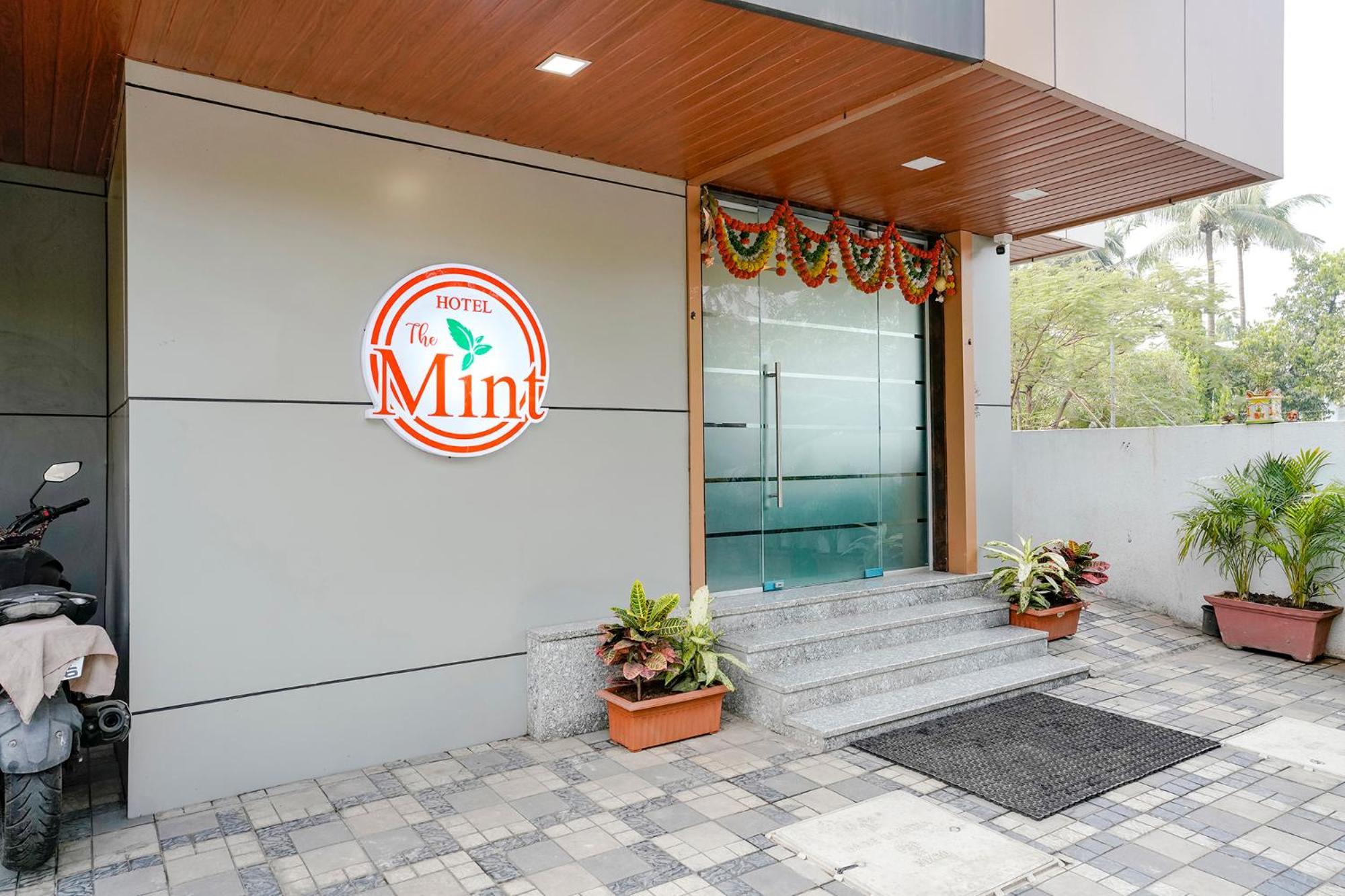 Fabhotel The Mint Мумбаи Экстерьер фото