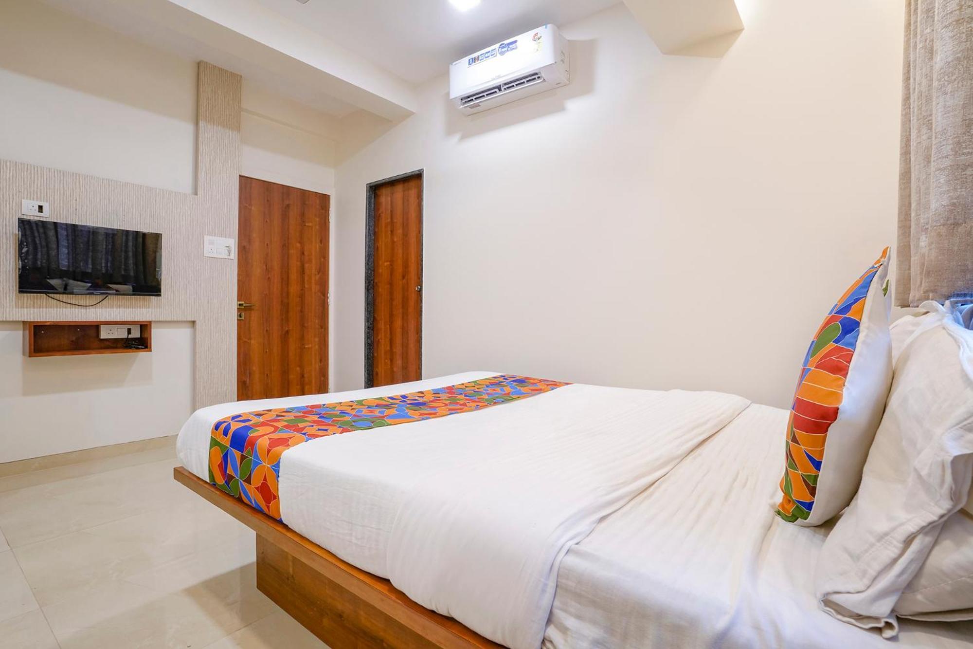 Fabhotel The Mint Мумбаи Экстерьер фото